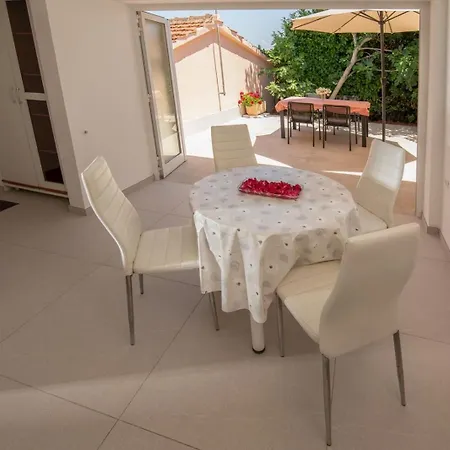 House Nada 1201 Nyaraló Banjole