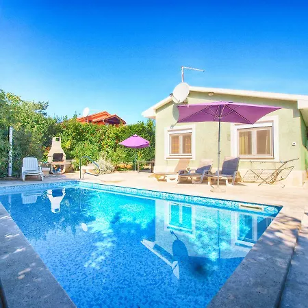 House Nada 1201 Holiday home *
